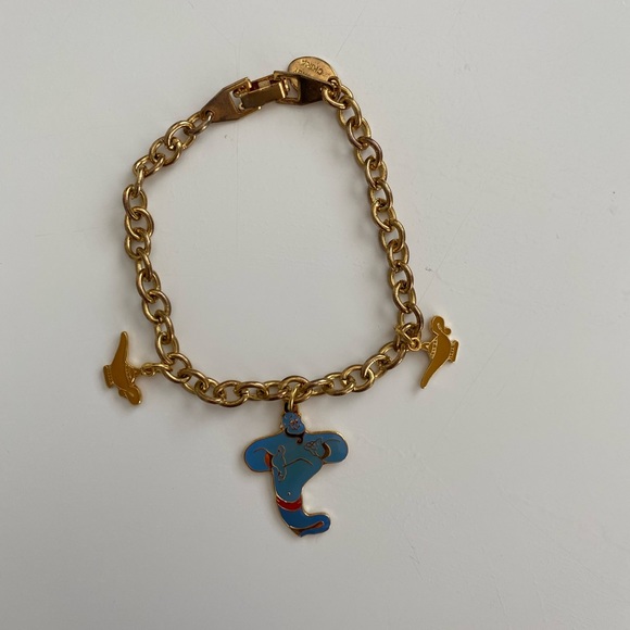 ❌SOLD❌ ⚡️5 for $25⚡️ Vintage 90s Disney Aladdin bracelet - Picture 2 of 3
